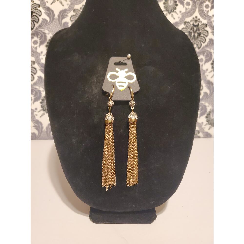 Jewelry Lot 4 -  3 Earrings and 1 Bracelet